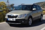 Skoda Fabia Gama Fabia Combi Scout Gama Fabia Combi Scout Turismo familiar Beige Capuccino Metalizado Exterior Frontal-Lateral 5 puertas