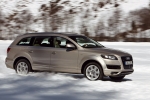 Audi Q7 3.0 TFSI quattro 333 CV Gama Q7 Todo terreno Beige bah&iacute;a metalizado Exterior Lateral-Frontal 5 puertas