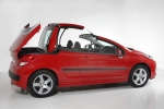 Peugeot 207 1.6 VTi 120 CV Gama 207 CC Descapotable Rojo Aden Exterior Posterior-Lateral 2 puertas