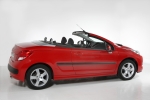 Peugeot 207 1.6 VTi 120 CV Gama 207 CC Descapotable Rojo Aden Exterior Posterior-Lateral 2 puertas