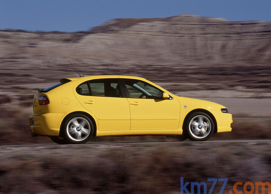 SEAT Le&oacute;n Cupra 4 Cupra 4 Turismo Amarillo Crono Exterior Lateral 5 puertas