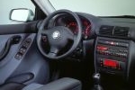 SEAT Le&oacute;n 20VT 4 Sport Turismo Amarillo Crono Interior Salpicadero 5 puertas