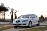 SEAT Le&oacute;n 1.6 TDI 105 CV DPF Ecomotive ECOMOTIVE Turismo Blanco Candy Exterior Frontal-Lateral 5 puertas
