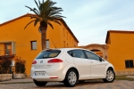SEAT Le&oacute;n 1.6 TDI 105 CV DPF Ecomotive ECOMOTIVE Turismo Blanco Candy Exterior Posterior-Lateral 5 puertas