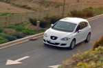 SEAT Le&oacute;n 1.6 TDI 105 CV DPF Ecomotive ECOMOTIVE Turismo Blanco Candy Exterior Frontal-Lateral-Cenital 5 puertas