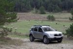 Dacia Duster dCi 110 CV 4x4 Laureate Todo terreno Gris Platino Exterior Lateral-Frontal 5 puertas