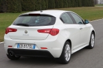 Alfa Romeo Giulietta 1.4 Turbo MultiAir 170 CV Distinctive (Pack Sport) Turismo Blanco Biancospino Exterior Posterior-Lateral 5 puertas