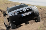 Dacia Duster dCi 110 CV 4x4 Ambiance Todo terreno Gris Platino Exterior Frontal 5 puertas
