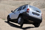 Dacia Duster dCi 110 CV 4x4 Ambiance Todo terreno Gris Platino Exterior Posterior-Lateral 5 puertas