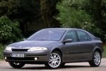 Renault Laguna 1.9 dCi 120 CV Gama Laguna Turismo Exterior Frontal-Lateral 5 puertas
