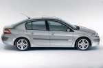 Renault M&eacute;gane 2.0 16V 134 CV Gama Megane Sed&aacute;n Turismo Exterior Lateral 4 puertas