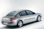 Renault M&eacute;gane 2.0 16V 134 CV Gama Megane Sed&aacute;n Turismo Exterior Posterior-Lateral 4 puertas