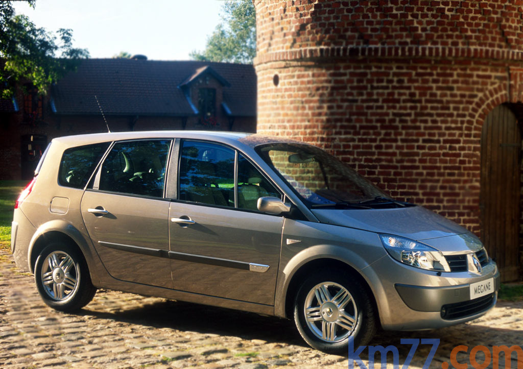 Renault Grand Scénic (2004) Gana maletero y dos plazas, pierde Renault Grand Scénic (2004) Gana maletero y dos plazas, pierde