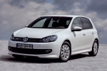 Volkswagen Golf 1.6 TDI 105 CV BlueMotion BlueMotion Turismo Blanco Candy Exterior Frontal-Lateral 5 puertas