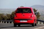 Hyundai i10 1.2 78CV Comfort Turismo Electric Red Exterior Posterior-Lateral 5 puertas