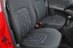 Hyundai i10 1.2 78CV Comfort Turismo Interior Mandos regulaci&oacute;n asientos 5 puertas