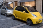 TATA Nano Gama Nano Gama Nano Turismo Sunshine Yellow Exterior Frontal-Lateral 3 puertas