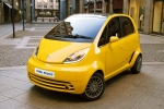TATA Nano Gama Nano Gama Nano Turismo Sunshine Yellow Exterior Frontal-Lateral 3 puertas