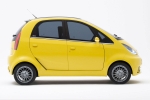 TATA Nano Gama Nano Gama Nano Turismo Sunshine Yellow Exterior Lateral 3 puertas