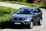 KIA Sorento 2.2 CRDi 4x4 Aut. Emotion Todo terreno Titanium Silver Metallic Exterior Frontal-Lateral 5 puertas