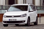 Volkswagen Touran 2.0 TDI 140 CV Gama Touran Monovolumen Blanco Candy Exterior Frontal-Lateral 5 puertas