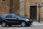 Mercedes-Benz Clase M ML 300 CDI BlueEFFICIENCY  Gama Clase M Todo terreno Azul Tanzanita Metalizado Exterior Lateral 5 puertas