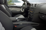 Mercedes-Benz Clase M ML 63 AMG (2008) AMG Todo terreno Interior Asientos 5 puertas