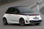 Abarth 500 1.4 16v T-Jet 140 CV Gama 500C Descapotable Exterior Lateral-Frontal 3 puertas