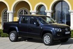 Volkswagen Amarok Gama Amarok Gama Amarok Pick up Azul Norte Efecto Perla Exterior Lateral-Frontal 4 puertas