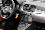 Abarth 500 1.4 16v T-Jet 140 CV Gama 500C Descapotable Interior Salpicadero 3 puertas