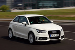 Audi A1 1.6 TDI 105 CV S line Turismo Blanco Amalfi Exterior Frontal-Lateral 3 puertas