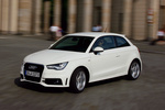 Audi A1 1.6 TDI 105 CV S line Turismo Blanco Amalfi Exterior Frontal-Lateral 3 puertas
