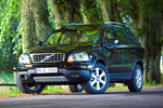 Volvo XC90 3.2 AWD 238 CV Summum Todo terreno Negro S&oacute;lido Exterior Frontal-Lateral 5 puertas