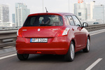 Suzuki Swift Gama Swift Gama Swift Turismo Rojo Bright Exterior Posterior 5 puertas