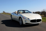 Maserati GranCabrio Gama GranCabrio Gama GranCabrio Descapotable Bianco Fuji Exterior Frontal-Lateral 2 puertas