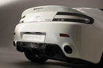 Aston Martin Vantage V8 426 CV N420 N420 Coup&eacute; Stratus White Exterior Posterior 3 puertas