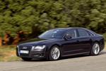 Audi A8 4.2 TDI quattro tiptronic 351 CV Gama A8 Turismo Negro phantom efecto perla Exterior Lateral-Frontal 4 puertas