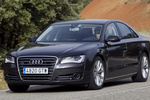 Audi A8 4.2 TDI quattro tiptronic 351 CV Gama A8 Turismo Negro phantom efecto perla Exterior Lateral-Frontal 4 puertas