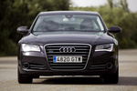 Audi A8 4.2 TDI quattro tiptronic 351 CV Gama A8 Turismo Negro phantom efecto perla Exterior Frontal 4 puertas