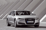 Audi A8 L 3.0 TFSI quattro 290 CV Gama A8 L Turismo Plata Hielo Metalizado Exterior Lateral-Frontal 4 puertas