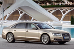 Audi A8 L W12 quattro 500 CV Gama A8 L Turismo Beige impala efecto perla Exterior Lateral-Frontal 4 puertas