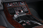 Audi A8 4.2 TDI quattro tiptronic 351 CV Gama A8 Turismo Interior Consola Central 4 puertas