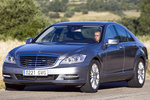 Mercedes-Benz Clase S S 400 BlueHYBRID Gama Clase S Turismo Plata Paladio Metalizado Exterior Frontal-Lateral 4 puertas
