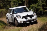 MINI MINI Countryman Countryman Cooper S ALL4 (184 CV) Countryman Cooper S ALL4 Todo terreno Light White Exterior Lateral-Frontal 5 puertas