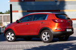 KIA Sportage 2.0 CRDi VGT 4x4 Drive Todo terreno Techno Orange  Exterior Lateral-Posterior 5 puertas