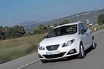 SEAT Ibiza 1.2 TDI CR 75 CV ECOMOTIVE ECOMOTIVE Turismo Blanco Exterior Frontal-Lateral 5 puertas