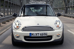 MINI MINI MINI Cooper D MINI Cooper D Turismo Pepper White Exterior Frontal-Cenital 3 puertas