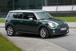 MINI MINI Clubman MINI Clubman Cooper D MINI Clubman Cooper D Turismo British Racing Green Exterior Lateral-Frontal 4 puertas