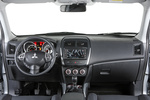 Mitsubishi ASX 200 DI-D ClearTec 4WD 150 CV (2010) Kaiteki (2010) Todo terreno Interior Salpicadero 5 puertas