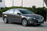 Ford Mondeo Gama Mondeo Gama Mondeo Turismo Lunar Sky Exterior Lateral-Frontal 4 puertas